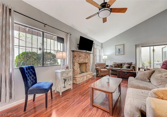 Photo 4 of Townhouse for sale at 1824 Arbol Verde Way, Las Vegas, NV 89119 | MLS# 2818147 | Listing updated on 2026-10-02