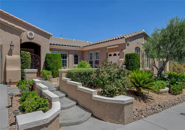 Photo 2 of Single family home for sale at 4648 Riva De Romanza St, Las Vegas, NV 89135 | MLS# 2820516 | Listing updated on 2026-09-21