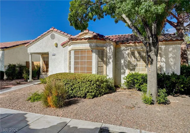 Listing Photo 4 - Condo for sale in building located at 5424 Tassara Wy, Las Vegas, NV 89108 - Unit #102