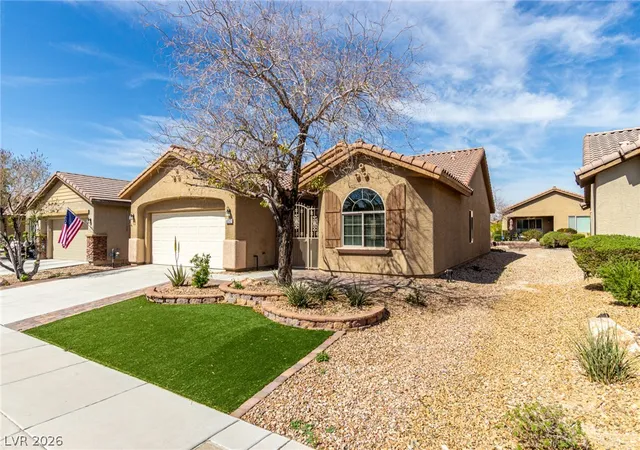 Photo 2 of Single family home for sale at 6092 Fox Crk Ave, Las Vegas, NV 89122 | MLS# 2820829 | Listing updated on 2026-09-23