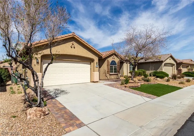 Photo 3 of Single family home for sale at 6092 Fox Crk Ave, Las Vegas, NV 89122 | MLS# 2820829 | Listing updated on 2026-09-23
