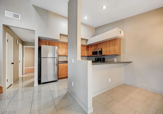 Photo 4 of Condo for sale at 2191 Pinetop Ln #104, Las Vegas, NV 89119 | MLS# 2820627 | Listing updated on 2026-10-07