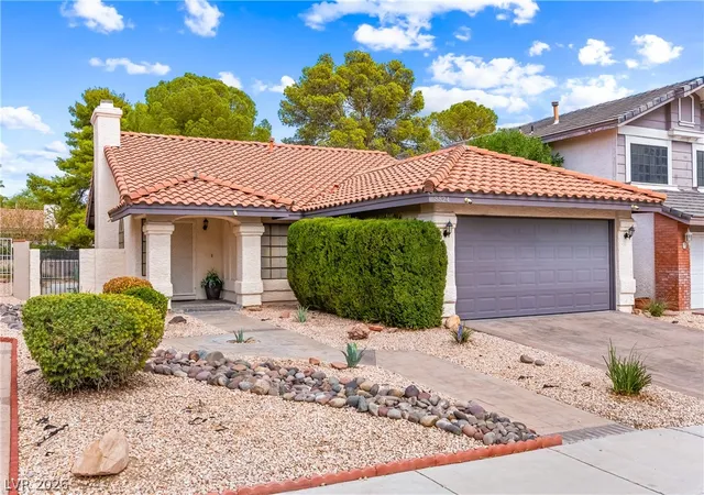 Photo 1 of Single family home for sale at 8824 Sail Bay Dr, Las Vegas, NV 89117 | MLS# 2821007 | Listing updated on 2026-10-05