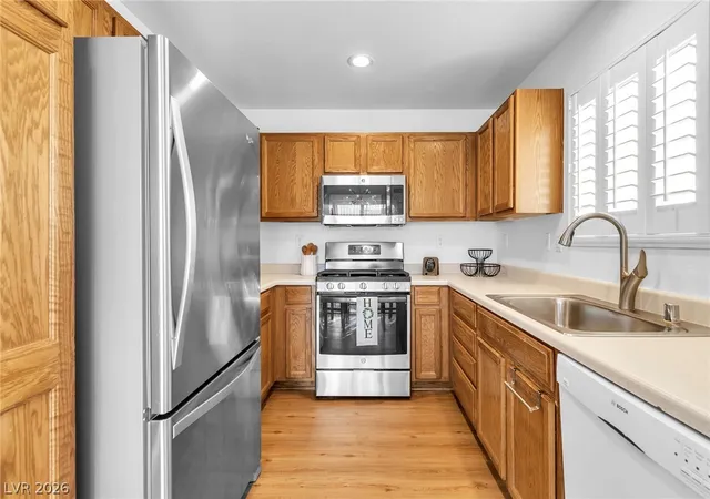 Photo 3 of Single family home for sale at 10470 Fancy Fern St, Las Vegas, NV 89183 | MLS# 2821136 | Listing updated on 2026-10-03