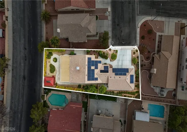 Photo 3 of Single family home for sale at 4400 Kalamazoo St, Las Vegas, NV 89147 | MLS# 2820774 | Listing updated on 2026-09-24