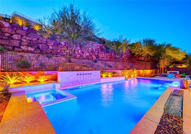 Photo 3 of Single family home for sale at 5 Highland Cvs Ln, Henderson, NV 89011 | MLS# 2821245 | Listing updated on 2026-10-05