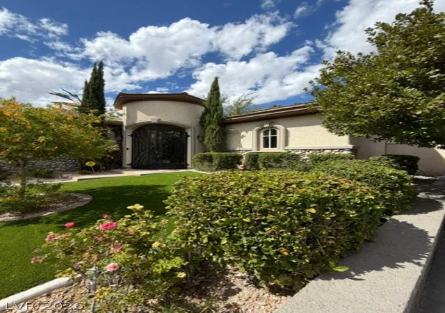 Photo 3 of Single family home for sale at 9312 Fontainbleu Dr, Las Vegas, NV 89145 | MLS# 2821228 | Listing updated on 2026-09-24