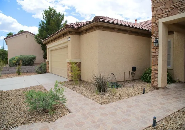 Photo 3 of Single family home for sale at 1875 Williamsport St, Henderson, NV 89052 | MLS# 2821299 | Listing updated on 2026-09-24