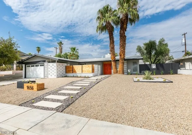 Single family home for sale at 1656 Seneca Ln, Las Vegas, NV 89169 | MLS# 2821395