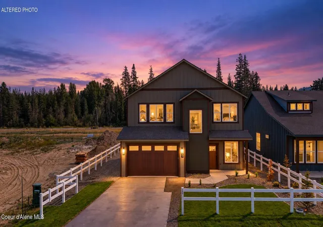 Photo 1 of Single family home for sale at 183 Backtrack Rd, Sandpoint, ID 83864 | MLS# 26-9308 | Listing updated on 2026-09-11