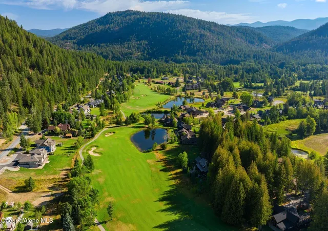 Photo 1 of Single family home for sale at 11 Alpenrose Ln, Sandpoint, ID 83864 | MLS# 26-9048 | Listing updated on 2026-09-07