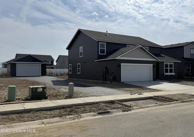 Photo 3 of Sale Pending at 3424 N Columba St, Post Falls, ID 83854 | MLS# 26-4997 | Listing updated on 2026-09-03