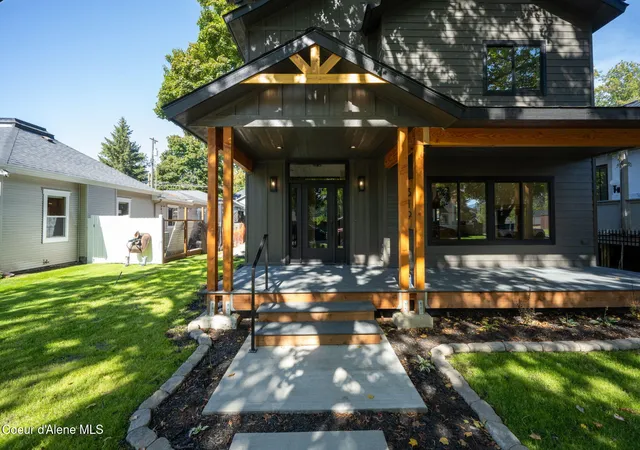 Photo 1 of Single family home for sale at 519 E Garden Ave, Coeur D Alene, ID 83814 | MLS# 26-6862 | Listing updated on 2026-09-22