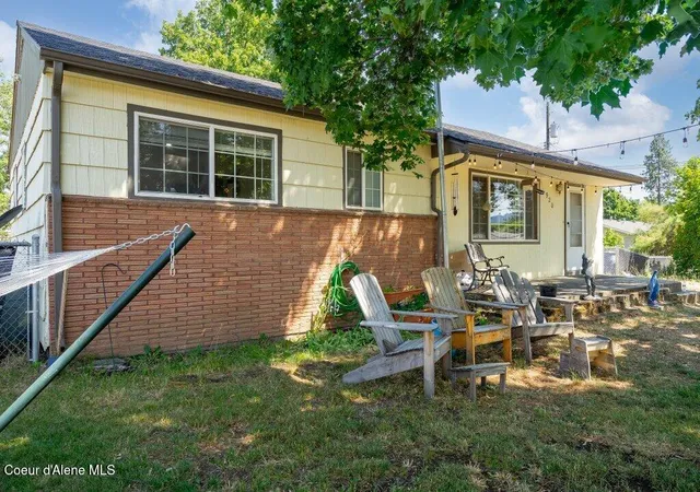 Photo 1 of Single family home for sale at 920 N William St, Post Falls, ID 83854 | MLS# 26-7113 | Listing updated on 2026-10-11