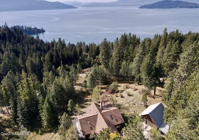 Photo 2 of Sale Pending at 480 Sunnyside Ridge Rd, Sandpoint, ID 83864 | MLS# 26-7192 | Listing updated on 2026-10-17