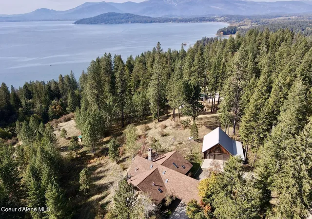 Photo 3 of Sale Pending at 480 Sunnyside Ridge Rd, Sandpoint, ID 83864 | MLS# 26-7192 | Listing updated on 2026-10-17