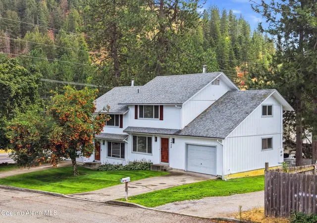 Photo 3 of Multi family home for sale at 1420 1422 E Homestead Ave, Coeur D Alene, ID 83814 | MLS# 26-7633 | Listing updated on 2026-09-17