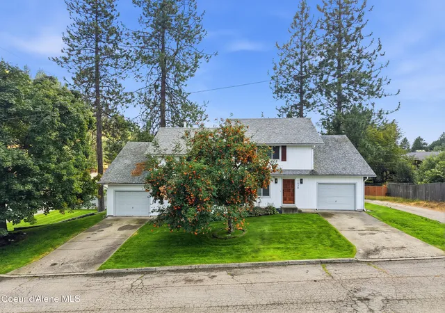 Photo 4 of Multi family home for sale at 1420-1422 E Homestead Ave, Coeur D Alene, ID 83814 | MLS# 26-7633 | Listing updated on 2026-09-17