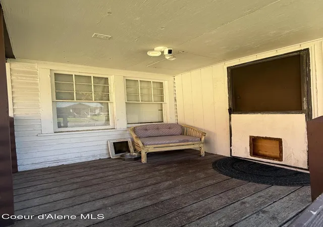 Photo 3 of Single family home for sale at 430 S 12th Street, Saint Maries, ID 83861 | MLS# 26-8591 | Listing updated on 2026-10-14