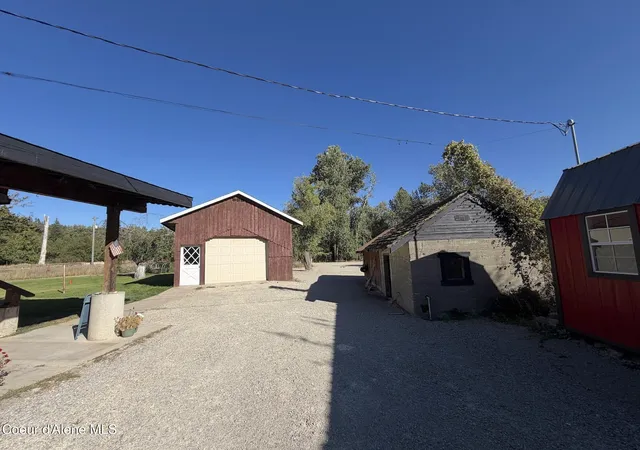 Photo 4 of Sale Pending at 13532 S Cataldo Dr, Cataldo, ID 83810 | MLS# 26-8959 | Listing updated on 2026-09-01
