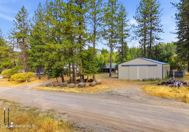 Single family home for sale at 6539 E Little Joe Rd, Coeur D Alene, ID 83814 | MLS# 26-9043