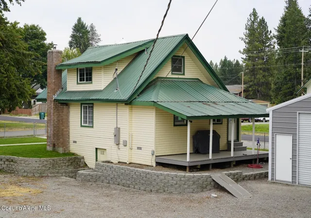 Photo 3 of Single family home for sale at 32329 N 6th Ave, Spirit Lake, ID 83869 | MLS# 26-8666 | Listing updated on 2026-09-04