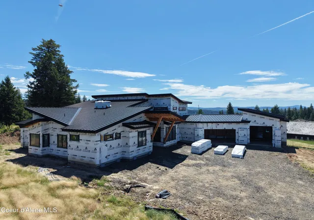 Photo 1 of Sale Pending at 16920 S Magma Ln, Coeur D Alene, ID 83814 | MLS# 26-9013 | Listing updated on 2026-09-02