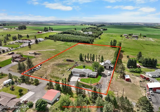 Photo 1 of Single family home for sale at 10916 E Rinear Rd, Valleyford, WA 99036 | MLS# 26-8930 | Listing updated on 2026-09-01