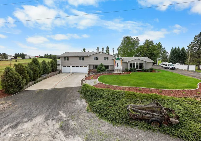 Photo 4 of Single family home for sale at 10916 E Rinear Rd, Valleyford, WA 99036 | MLS# 26-8930 | Listing updated on 2026-09-01