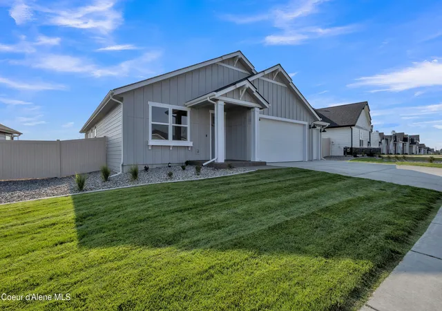 Photo 2 of Sale Pending at 2965 N Cassiopeia St, Post Falls, ID 83854 | MLS# 26-9052 | Listing updated on 2026-09-03