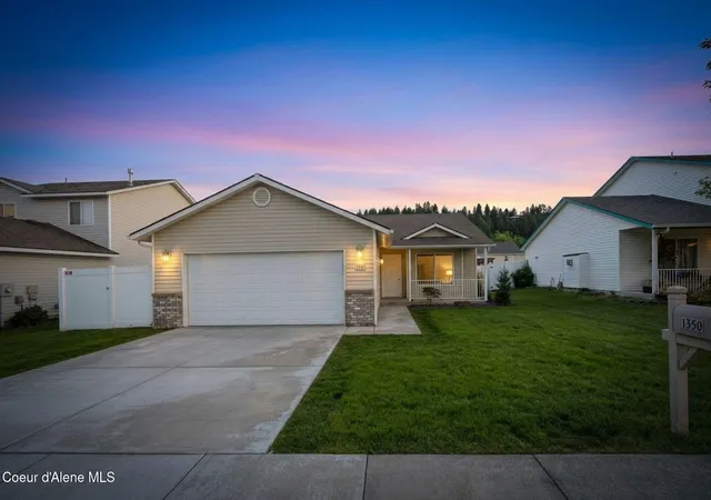 Photo 1 of Single family home for sale at 1350 W Timor Ave, Coeur D Alene, ID 83815 | MLS# 26-8977 | Listing updated on 2026-09-16