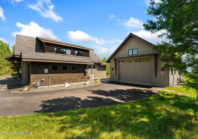 Photo 4 of Single family home for sale at 417 Ravenwood Dr, Sandpoint, ID 83864 | MLS# 26-8945 | Listing updated on 2026-09-01