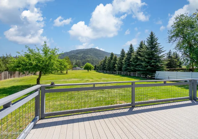 Photo 3 of Single family home for sale at 7040 N 15th Street, Dalton Gardens, ID 83815 | MLS# 26-8982 | Listing updated on 2026-10-05