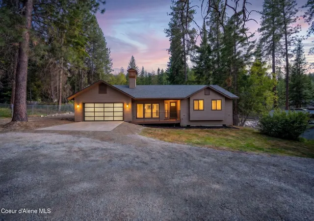 Photo 1 of Single family home for sale at 8682 N Clarkview Pl, Hayden, ID 83835 | MLS# 26-9198 | Listing updated on 2026-09-15
