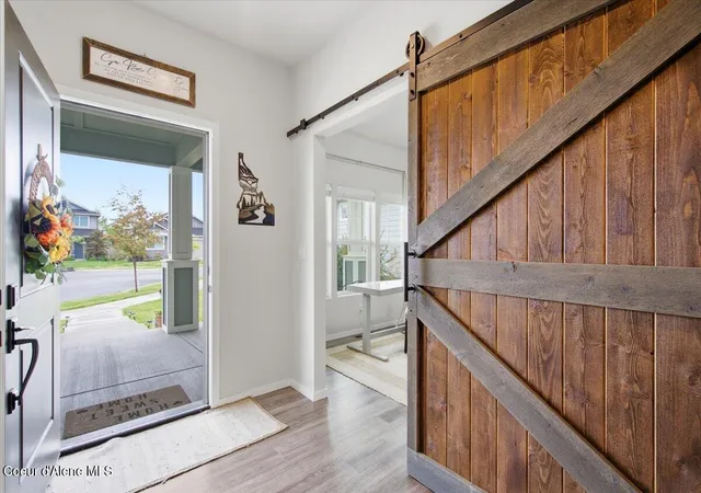 Photo 3 of Single family home for sale at 2820 W Emel Ct, Coeur D Alene, ID 83815 | MLS# 26-9235 | Listing updated on 2026-09-21