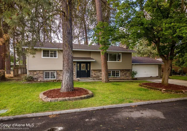 Photo 2 of Sale Pending at 716 E 20th Avenue, Post Falls, ID 83854 | MLS# 26-9168 | Listing updated on 2026-09-09