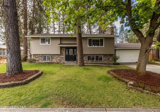 Photo 3 of Sale Pending at 716 E 20th Avenue, Post Falls, ID 83854 | MLS# 26-9168 | Listing updated on 2026-09-09