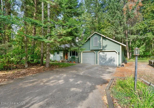 Photo 1 of Sale Pending at 12393 N Emerald Dr, Hayden, ID 83835 | MLS# 26-9034 | Listing updated on 2026-09-15