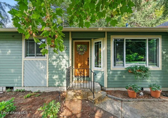 Photo 3 of Sale Pending at 12393 N Emerald Dr, Hayden, ID 83835 | MLS# 26-9034 | Listing updated on 2026-09-15