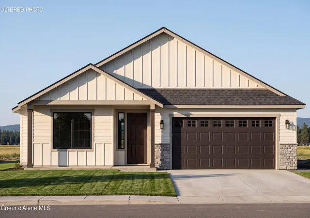 Photo 2 of Single family home for sale at 9436 Balmoral Dr, Post Falls, ID 83854 | MLS# 26-9125 | Listing updated on 2026-09-08