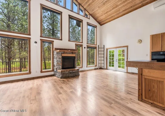 Photo 3 of Multi family home for sale at 2142 E Idaho 54, Athol, ID 83801 | MLS# 26-9067 | Listing updated on 2026-09-03