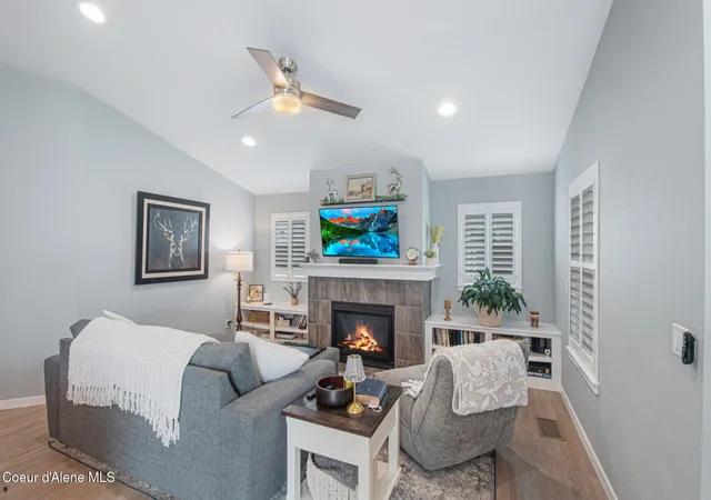 Photo 4 of Sale Pending at 6573 N Descartes Dr, Coeur D Alene, ID 83815 | MLS# 26-9080 | Listing updated on 2026-09-08