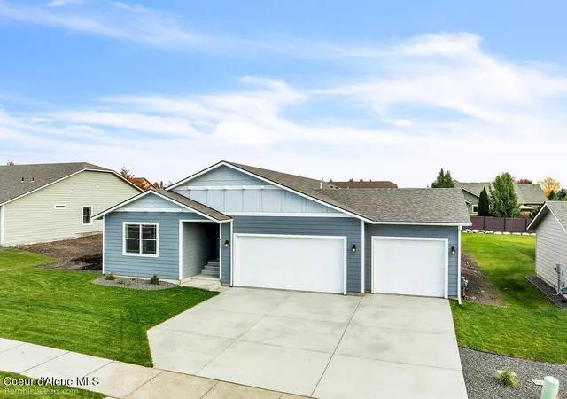Photo 2 of Single family home for sale at 4242 N Arrowleaf Loop, Post Falls, ID 83854 | MLS# 26-9074 | Listing updated on 2026-09-07