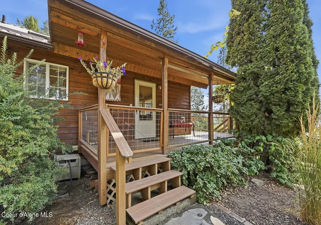 Photo 1 of Sale Pending at 1700 E Russell Rd, Harrison, ID 83833 | MLS# 26-9180 | Listing updated on 2026-09-14