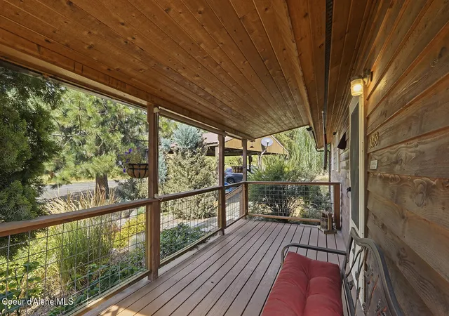 Photo 4 of Sale Pending at 1700 E Russell Rd, Harrison, ID 83833 | MLS# 26-9180 | Listing updated on 2026-09-14
