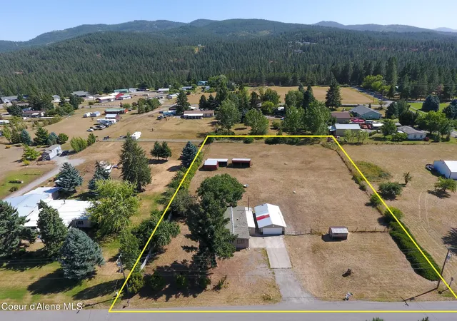 Photo 3 of Manufactured home for sale at 2398 W Cannon Ave, Post Falls, ID 83854 | MLS# 26-9093 | Listing updated on 2026-09-04