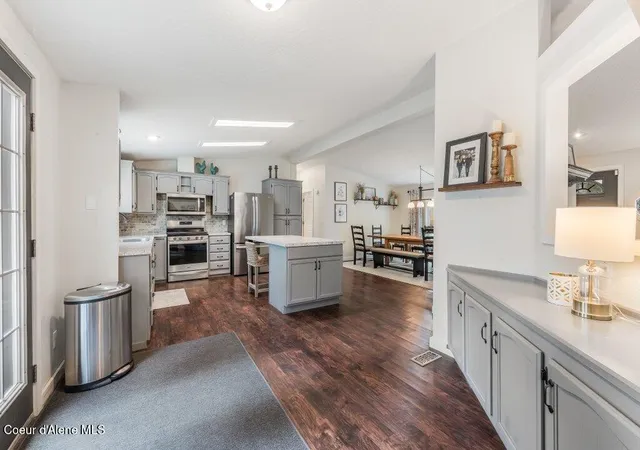 Photo 3 of Manufactured home for sale at 16095 E 3rd Street, Bayview, ID 83803 | MLS# 26-9116 | Listing updated on 2026-09-21