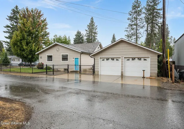 Photo 1 of Sale Pending at 405 Sunset Dr, Pinehurst, ID 83850 | MLS# 26-9101 | Listing updated on 2026-09-30