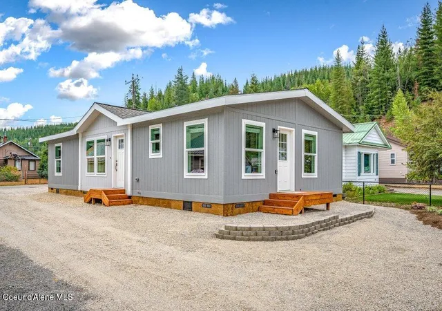 Photo 1 of Manufactured home for sale at 115 F St, Smelterville, ID 83868 | MLS# 26-9112 | Listing updated on 2026-09-04