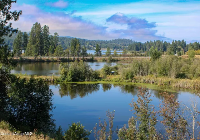 Photo 3 of Single family home for sale at 29 Eastside Rd, Priest River, ID 83856 | MLS# 26-9268 | Listing updated on 2026-09-11